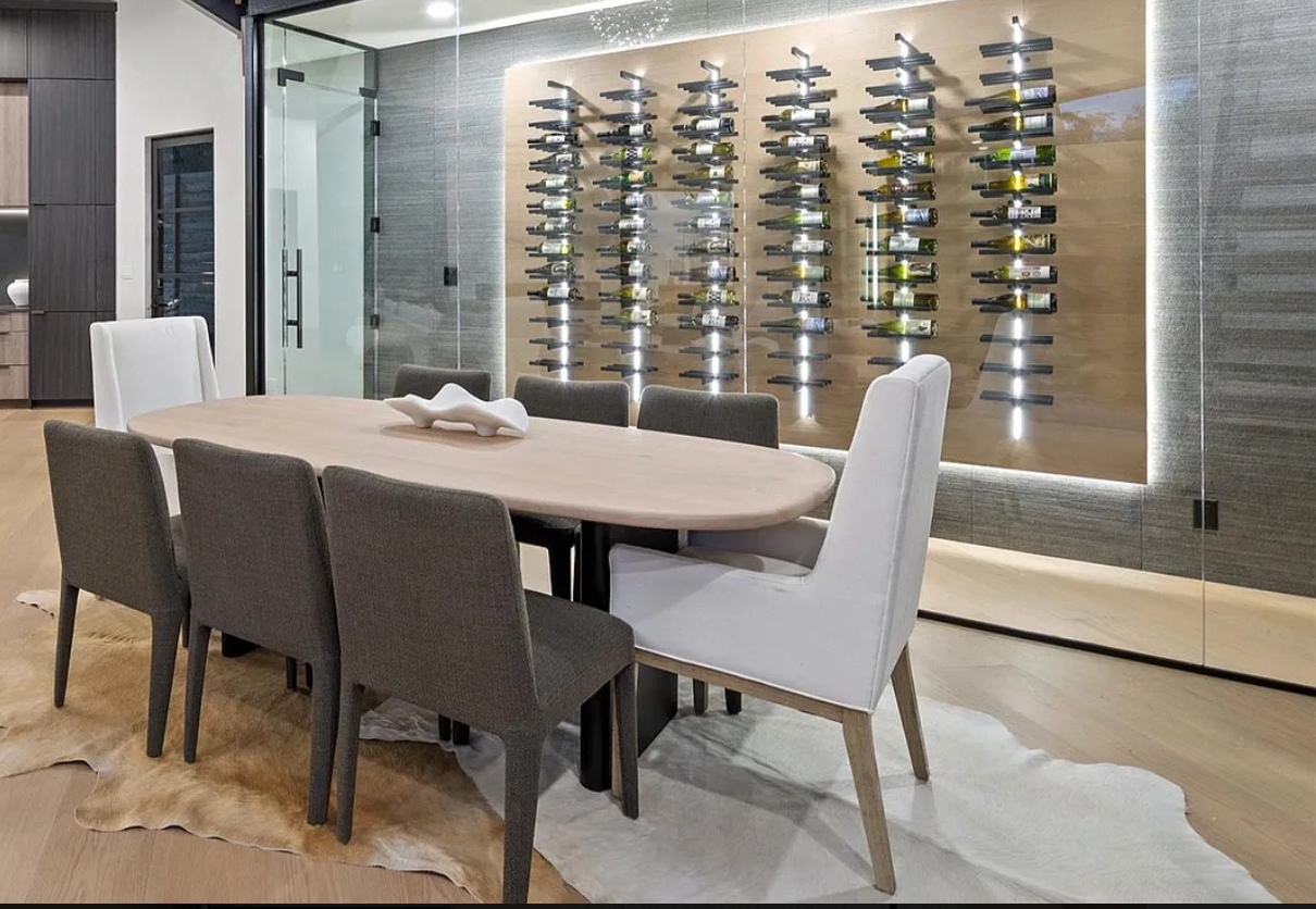 Larry Leg Chair in Espresso