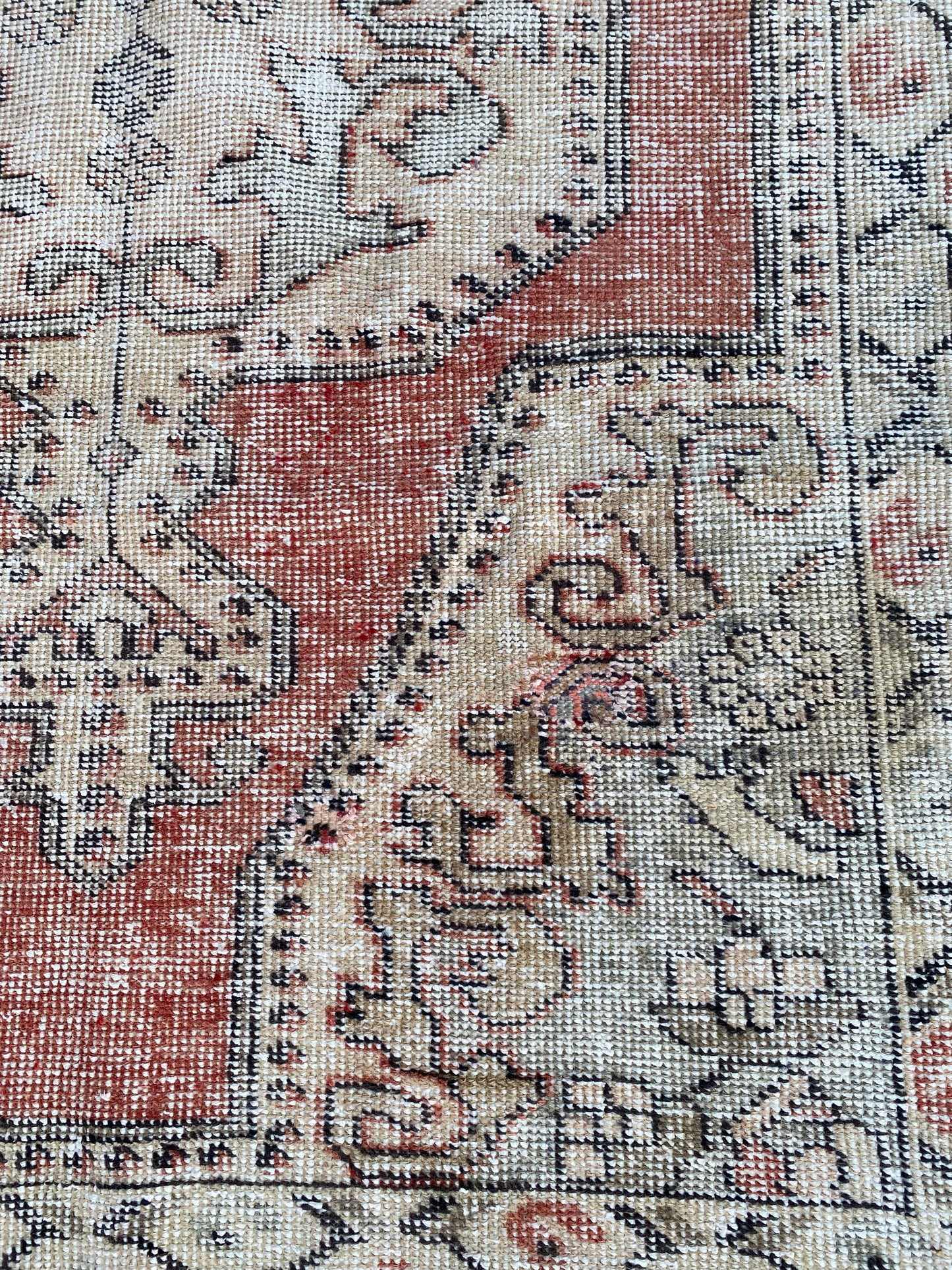 Beagle Turkish Rug 4'1"x7'2"