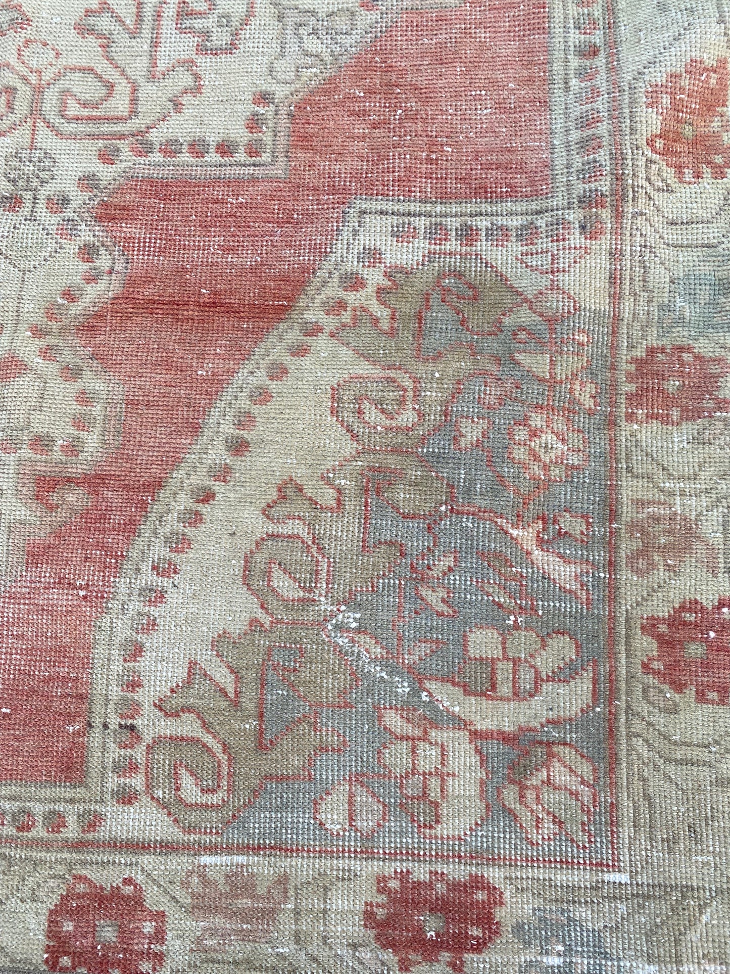 Beagle Turkish Rug 4'5"x7'7"