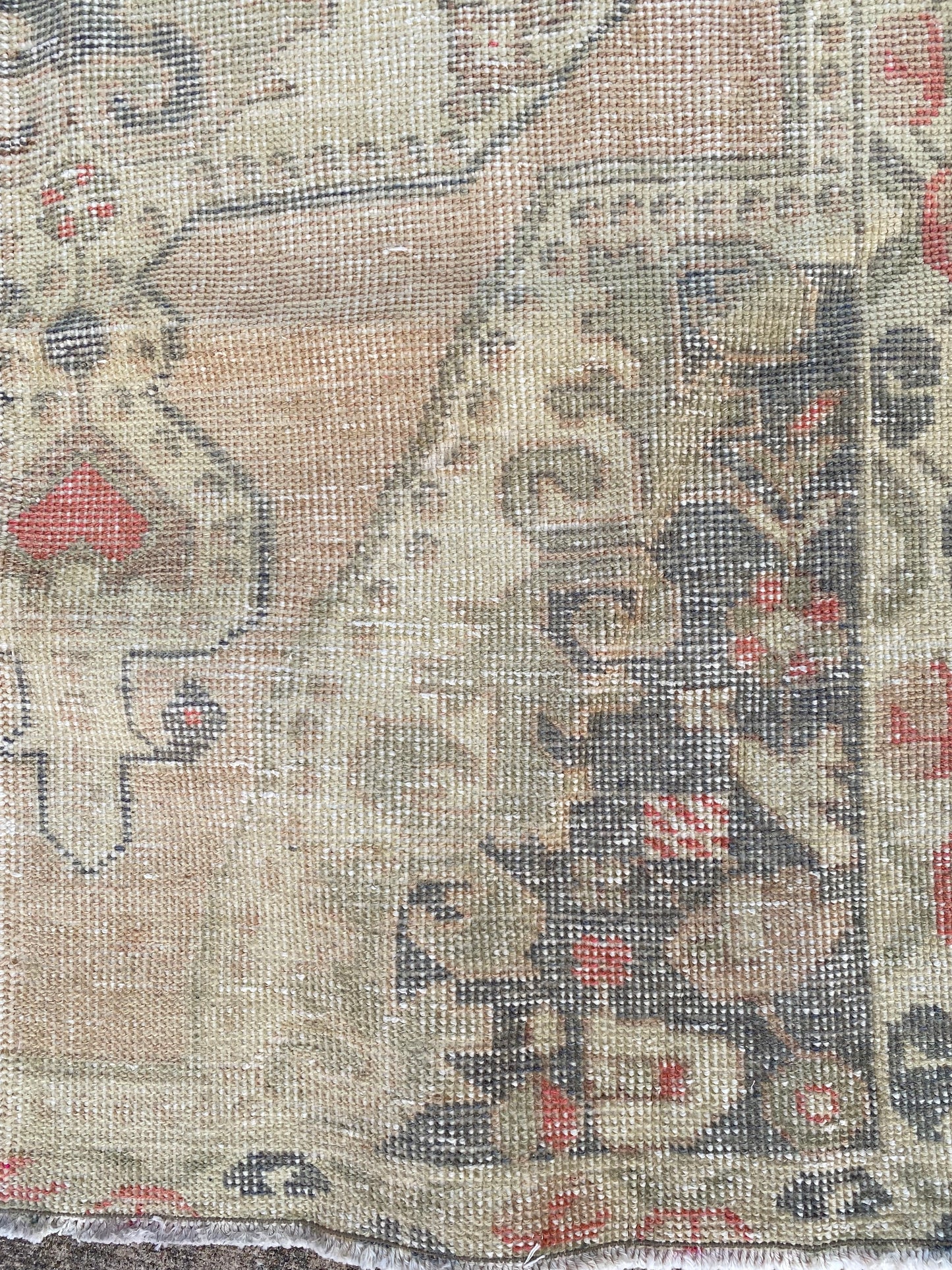 Beagle Turkish Rug 4'2"x7'8"
