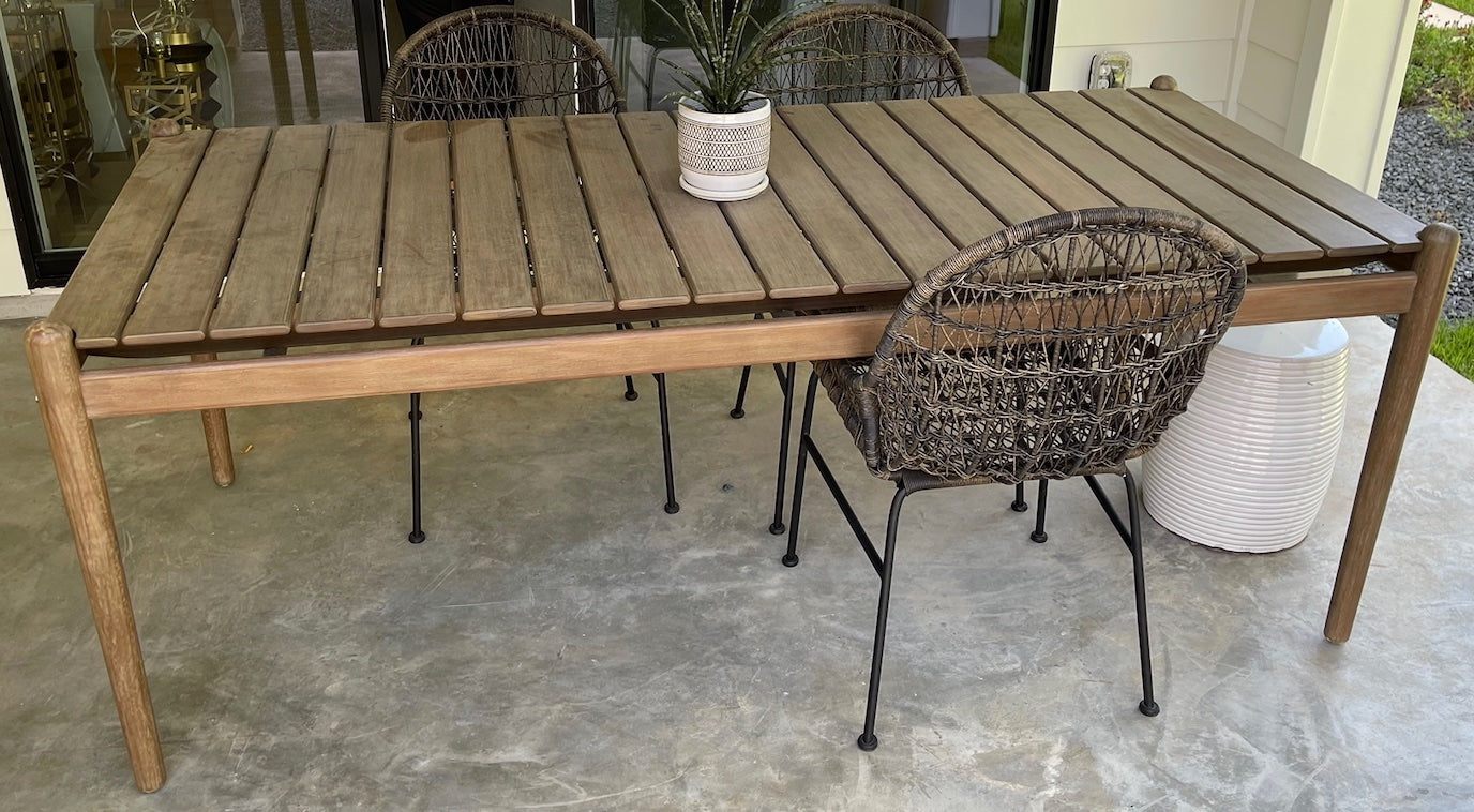 Outdoor Rosen Table 80"