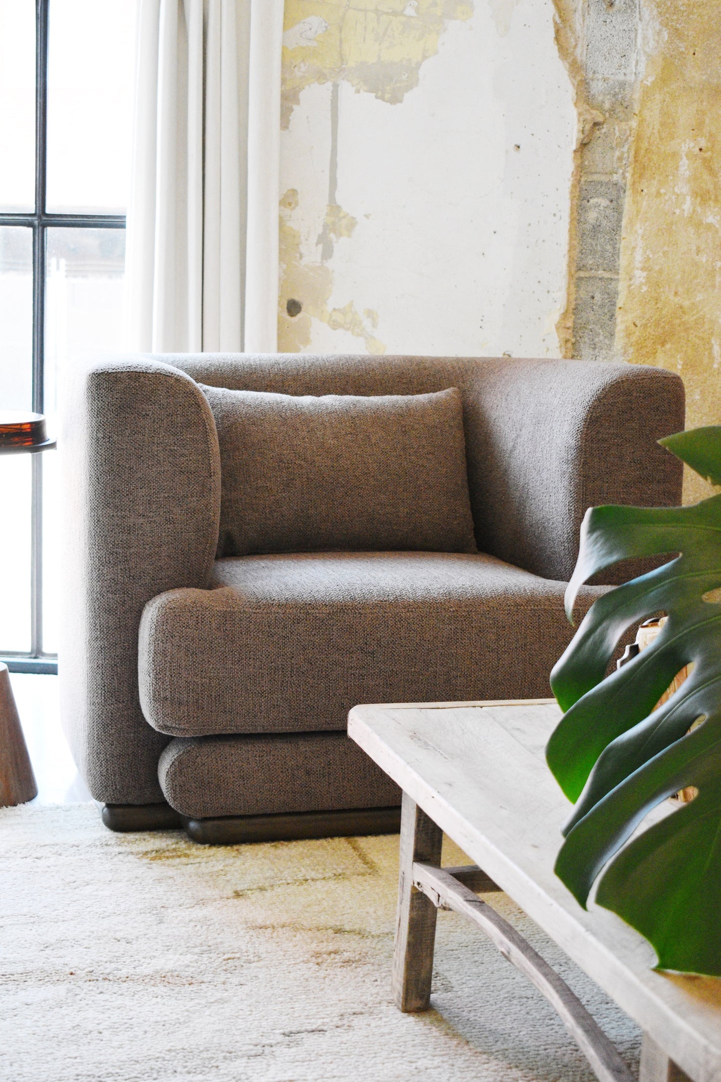 Nayna Armchair 25 - Chocolate