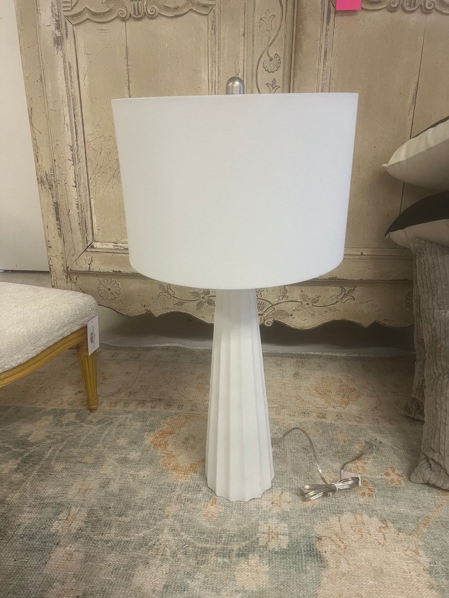 Dorian Table Lamp White