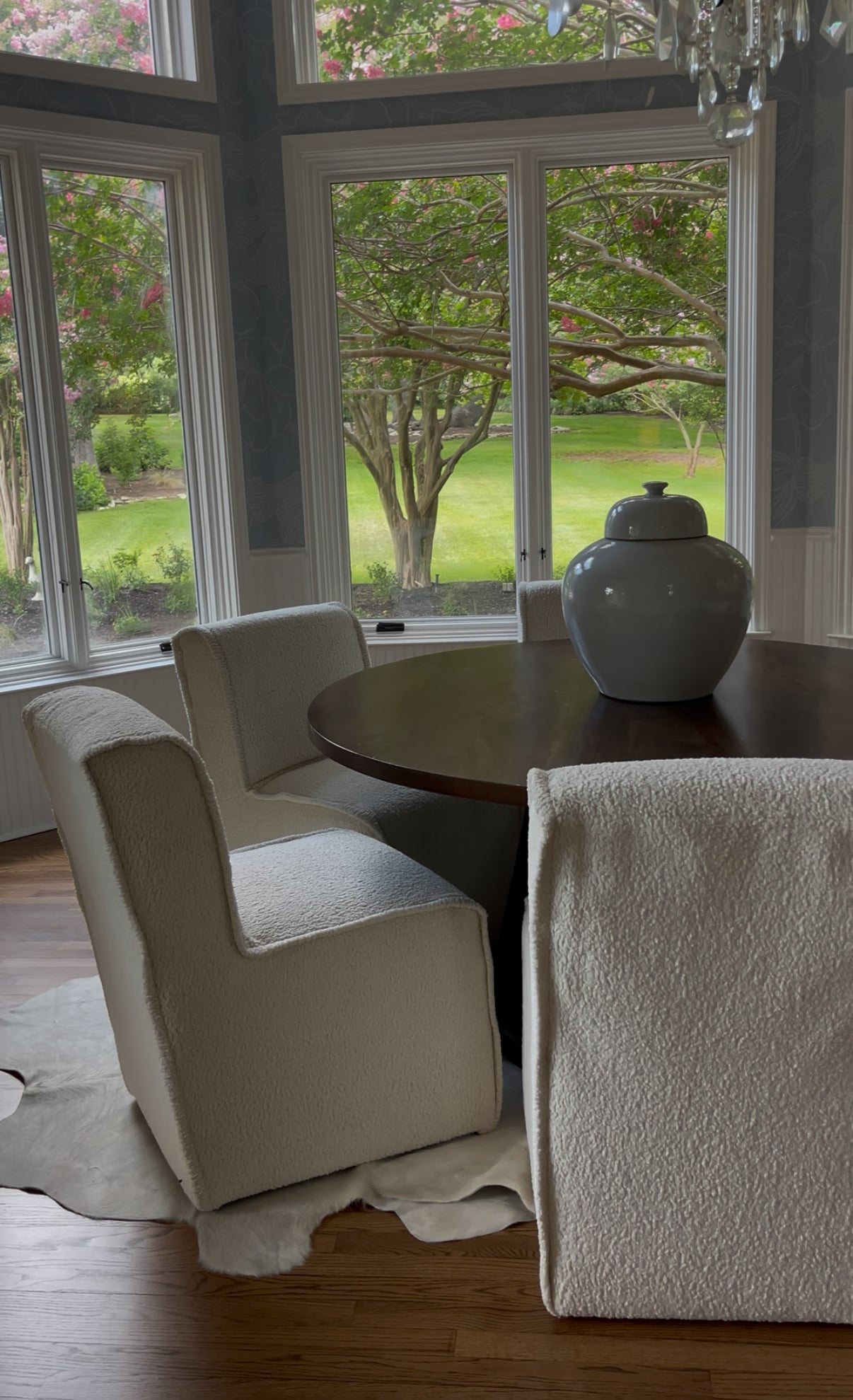 Castered Armless Side Chair Sheepskin Natural