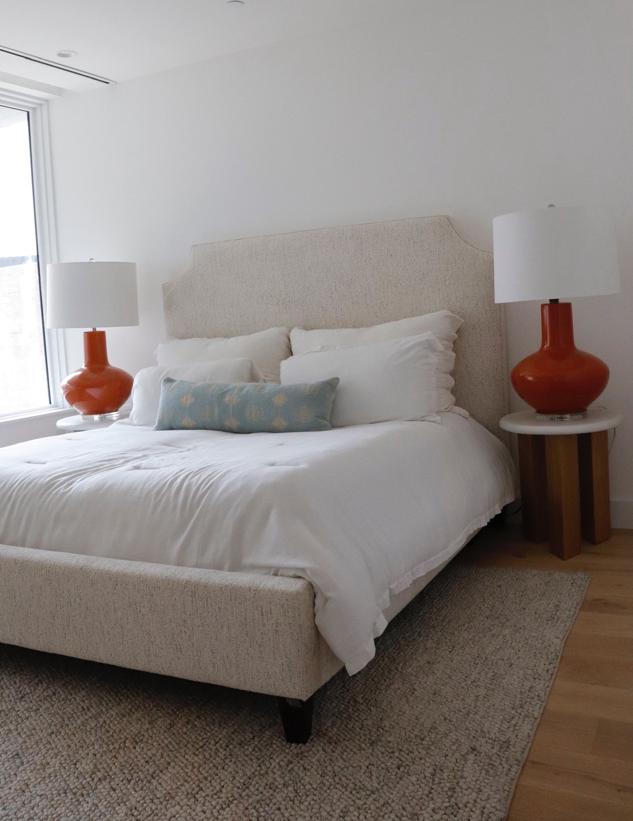 Upholstered King Bed 2300 - Phat Cream