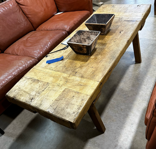 Tall Hungarian Shepard’s Table