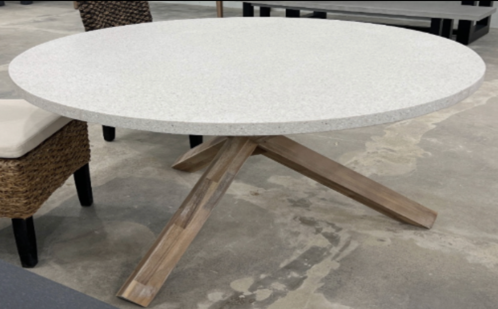 Bubba Round Outdoor Dining Table