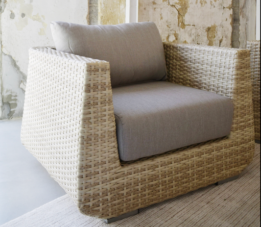 Lotus Outdoor Armchair