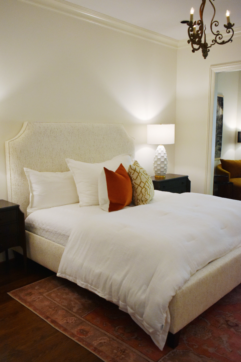 Upholstered King Bed - Phat Cream