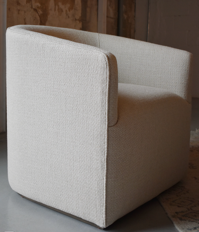 Diana Chair 25 - Oatmeal