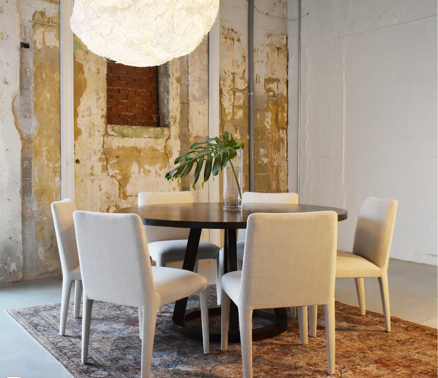 Larry Leg Chair in Linen