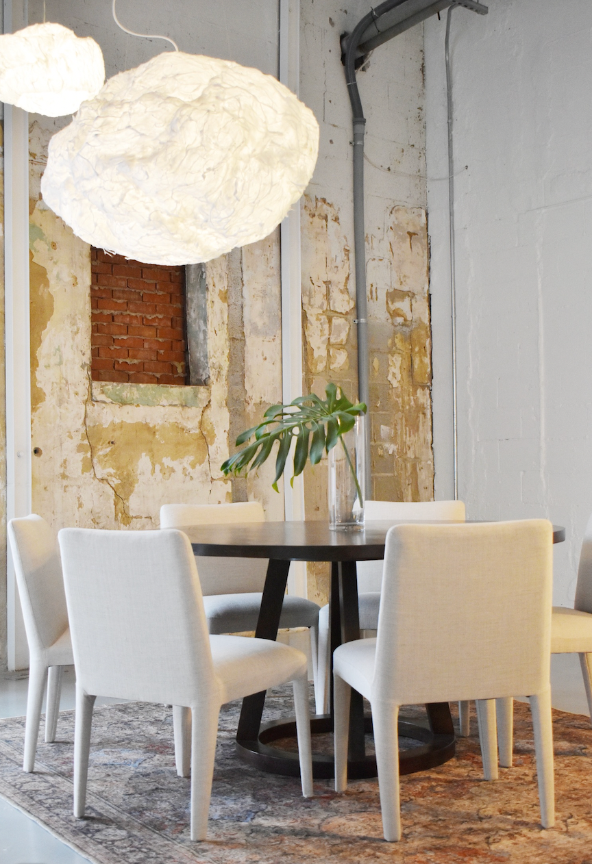 Larry Leg Chair in Linen