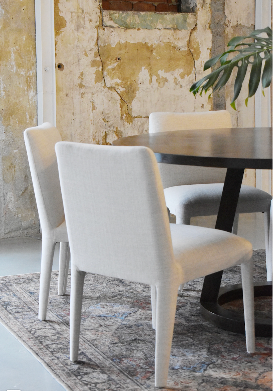 Larry Leg Chair in Linen