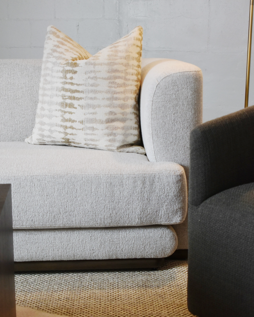 Nayna Bench in Glacier 87"