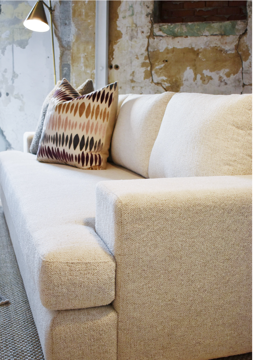 Rocky Sofa in Glacier 95"