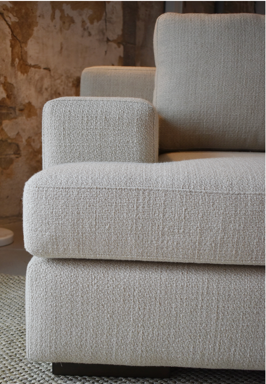 Rocky Sofa in Oatmeal 95"