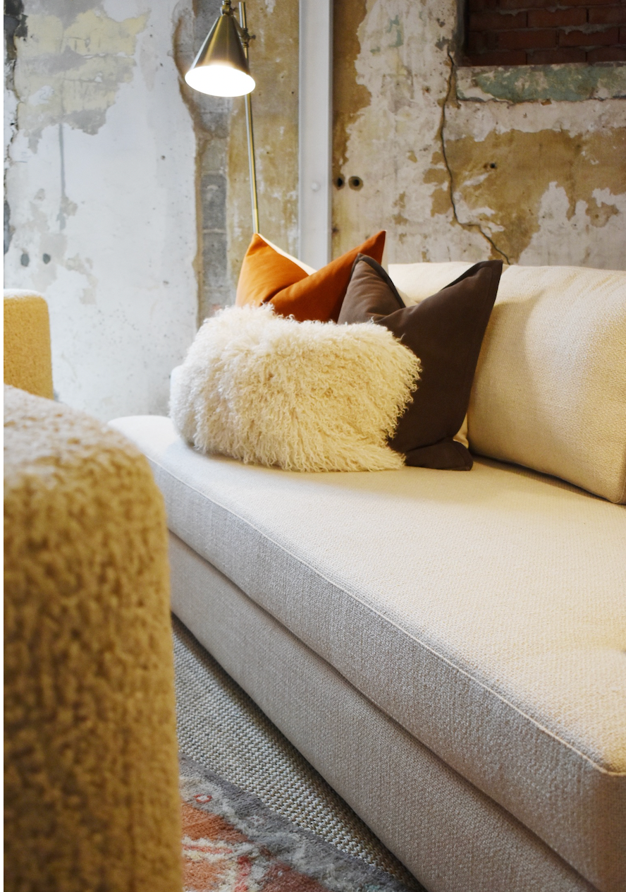 Rocky Sofa in Oatmeal 95"