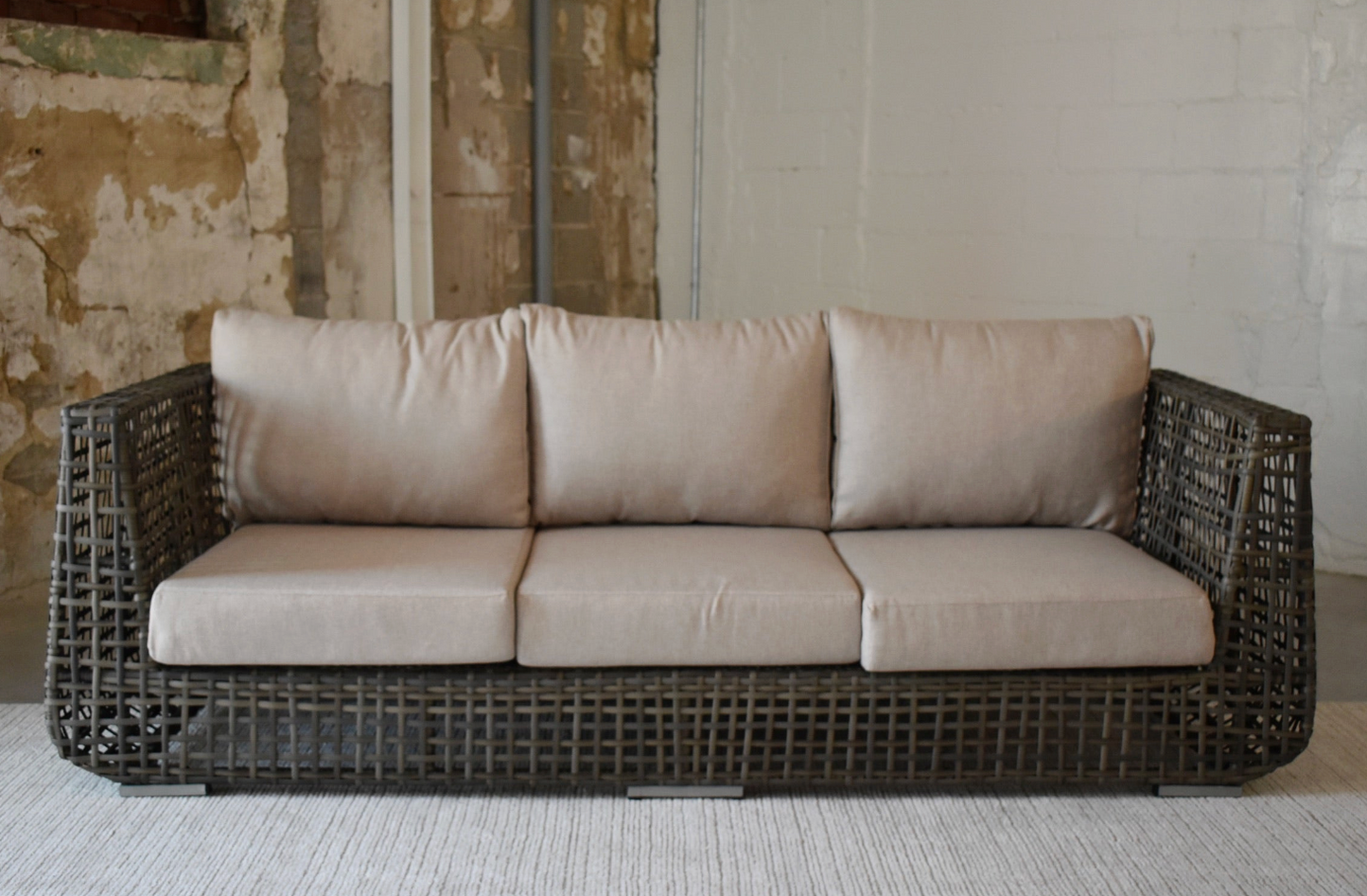 Nola Sofa - 25