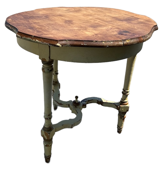 Vintage Farmhouse 3 Legged Table