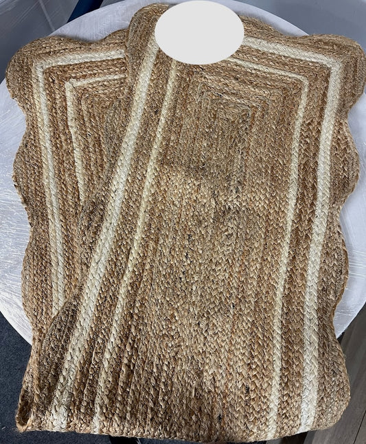 Scalloped Jute Rug 22x70