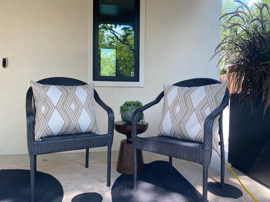 Black Outdoor Chairs